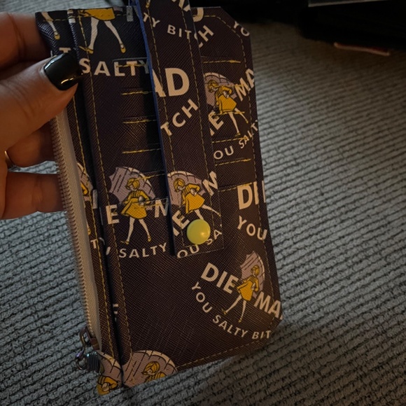 Salty wallet - Picture 4 of 9
